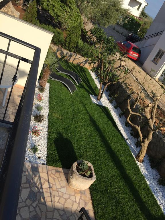 Apartments Ljubica Крк Экстерьер фото